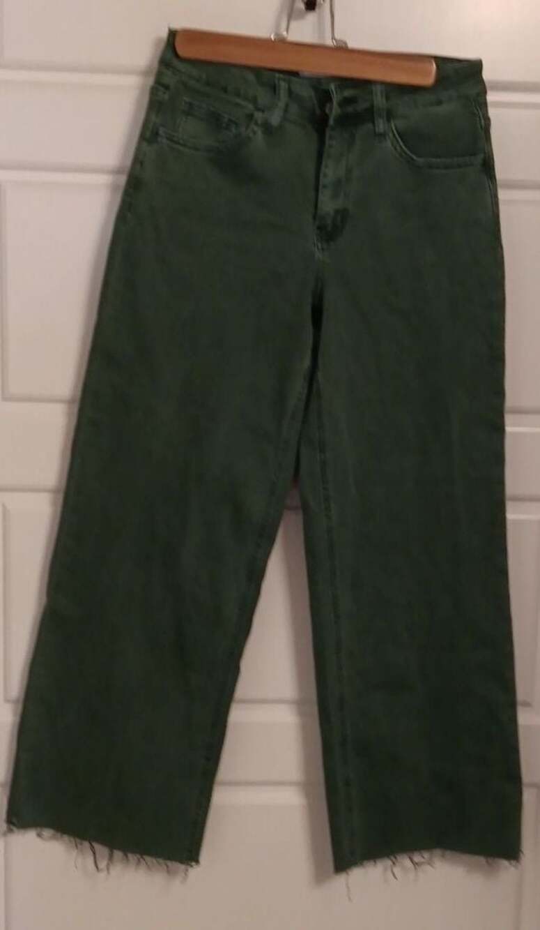 Vervet Blue Women's Green Raw Hem Wide Leg Jeans Style T5872MG